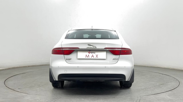 Second-hand 2017 Jaguar XF 2.0 Diesel Prestige for sale in Pune-4