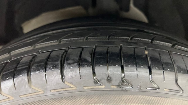 Second-hand 2017 Jaguar XF 2.0 Diesel Prestige for sale in Pune-26