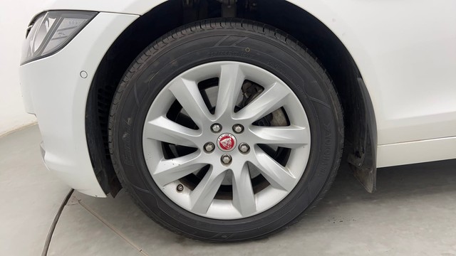 Second-hand 2017 Jaguar XF 2.0 Diesel Prestige for sale in Pune-20