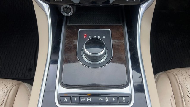 Second-hand 2017 Jaguar XF 2.0 Diesel Prestige for sale in Pune-12