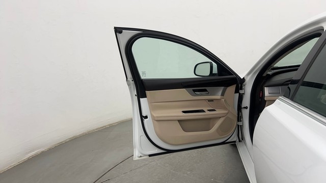 Second-hand 2017 Jaguar XF 2.0 Diesel Prestige for sale in Pune-32