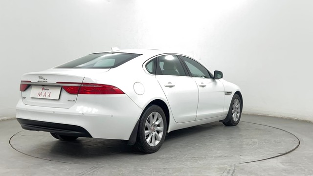 Second-hand 2017 Jaguar XF 2.0 Diesel Prestige for sale in Pune-3