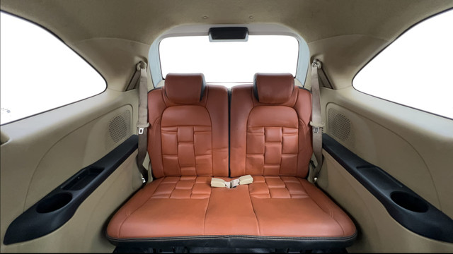 Second-hand 2015 Ford Figo Petrol ZXI for sale in Pune-26