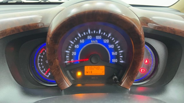 Second-hand 2015 Ford Figo Petrol ZXI for sale in Pune-13