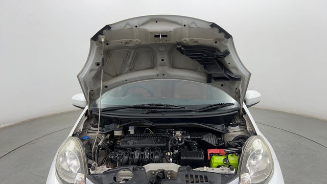 Second-hand 2015 Ford Figo Petrol ZXI for sale in Pune-8