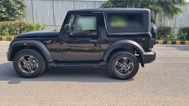 Second-hand 2024 Mahindra Thar LX Hard Top AT for sale in New Delhi-3