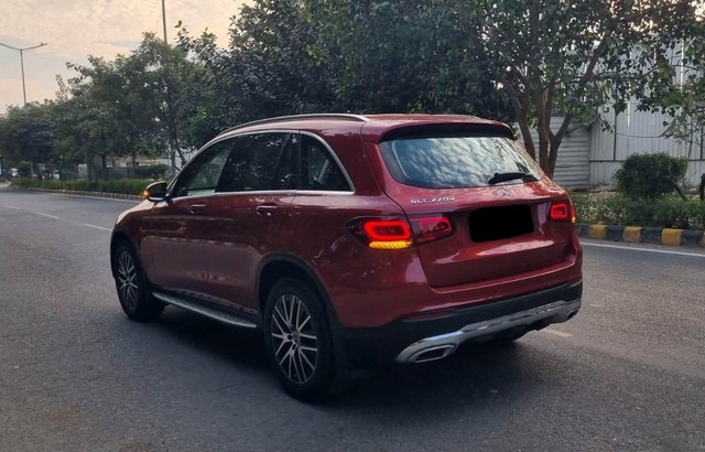 Second-hand 2021 Mercedes-Benz GLC 220d 4MATIC for sale in New Delhi-23