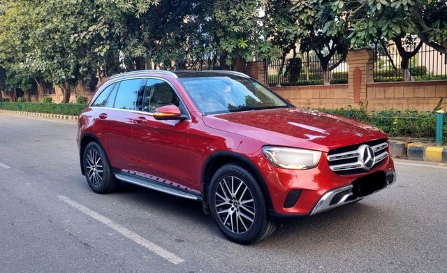Second-hand 2021 Mercedes-Benz GLC 220d 4MATIC for sale in New Delhi-21