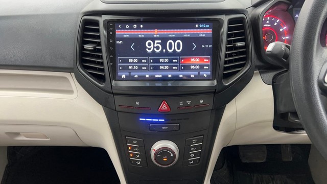 Second-hand 2023 Mahindra XUV300 W6 Diesel for sale in Pune-30