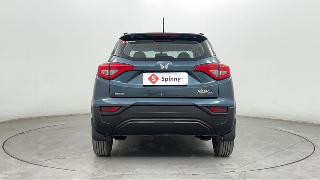 Second-hand 2023 Mahindra XUV300 W6 Diesel for sale in Pune-4