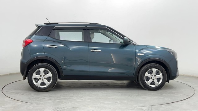 Second-hand 2023 Mahindra XUV300 W6 Diesel for sale in Pune-2