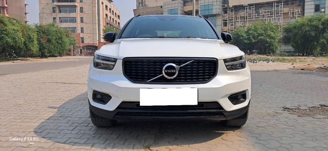 Second-hand 2021 Volvo XC40 T4 R-Design for sale in New Delhi-0