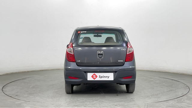 Second-hand 2011 Hyundai i10 Magna 1.2 for sale in Pune-4