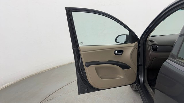 Second-hand 2011 Hyundai i10 Magna 1.2 for sale in Pune-26