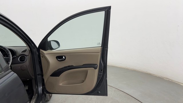 Second-hand 2011 Hyundai i10 Magna 1.2 for sale in Pune-16