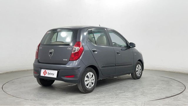 Second-hand 2011 Hyundai i10 Magna 1.2 for sale in Pune-3