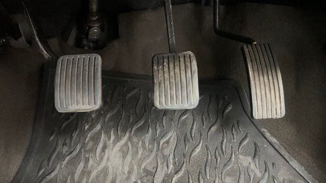 Second-hand 2011 Hyundai i10 Magna 1.2 for sale in Pune-14