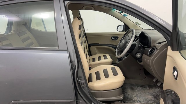 Second-hand 2011 Hyundai i10 Magna 1.2 for sale in Pune-15