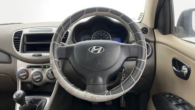 Second-hand 2011 Hyundai i10 Magna 1.2 for sale in Pune-36