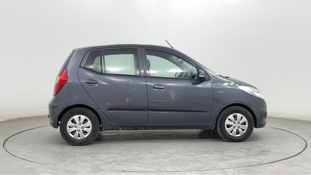 Second-hand 2011 Hyundai i10 Magna 1.2 for sale in Pune-2