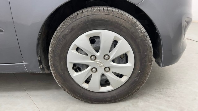 Second-hand 2011 Hyundai i10 Magna 1.2 for sale in Pune-17