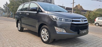 Second-hand 2018 Toyota Innova Crysta 2.4 VX MT BSIV for sale in New Delhi