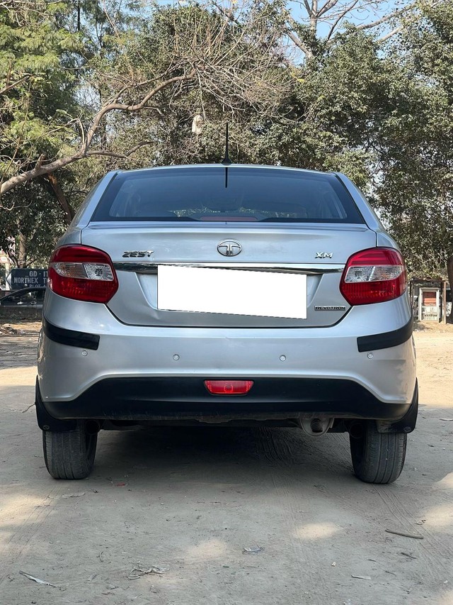 Second-hand 2015 Tata Zest Revotron 1.2T XM for sale in New Delhi-2