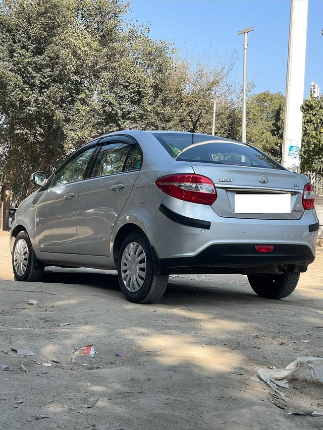 Second-hand 2015 Tata Zest Revotron 1.2T XM for sale in New Delhi-3