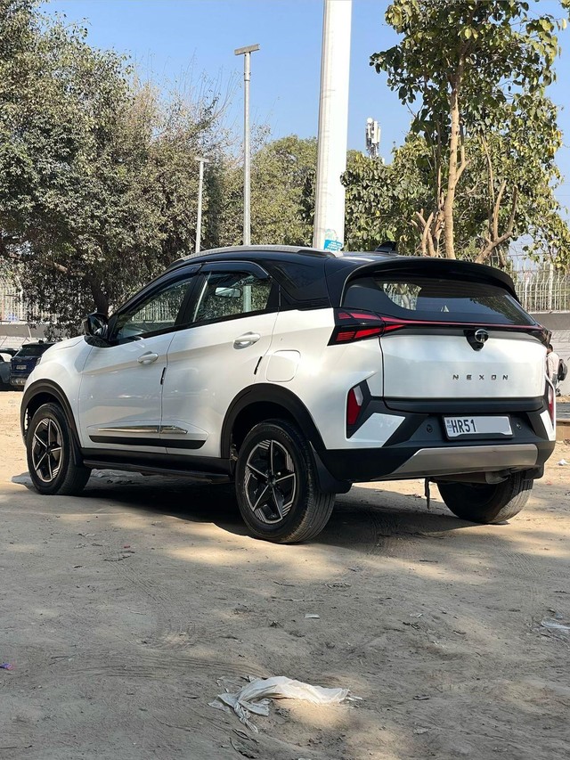 Second-hand 2024 Tata Nexon Creative Plus S for sale in New Delhi-3
