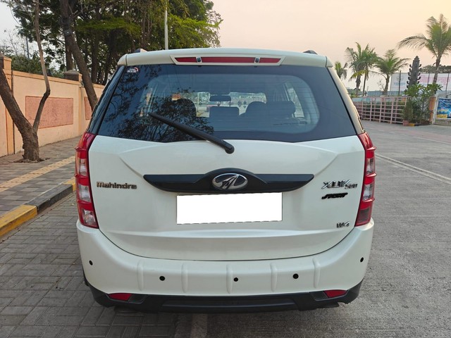 Second-hand 2016 Mahindra XUV500 W4 for sale in Pune-2