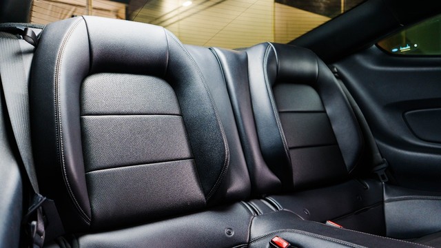 Second-hand 2017 Ford Mustang V8 for sale in New Delhi-18