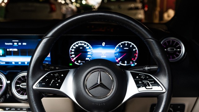 Second-hand 2024 Mercedes-Benz GLA 200 for sale in New Delhi-14