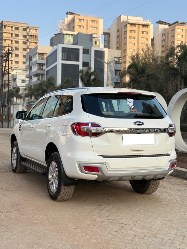 Second-hand 2016 Ford Endeavour 3.2 Trend AT 4X4 for sale in Nashik-7