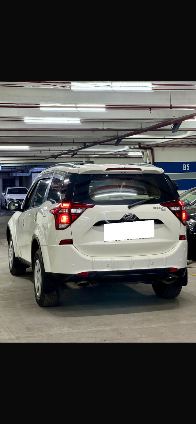 Mahindra XUV500 W7 BSIV Second-hand 2018 Mahindra XUV500 W7 BSIV for sale in Pune-6
