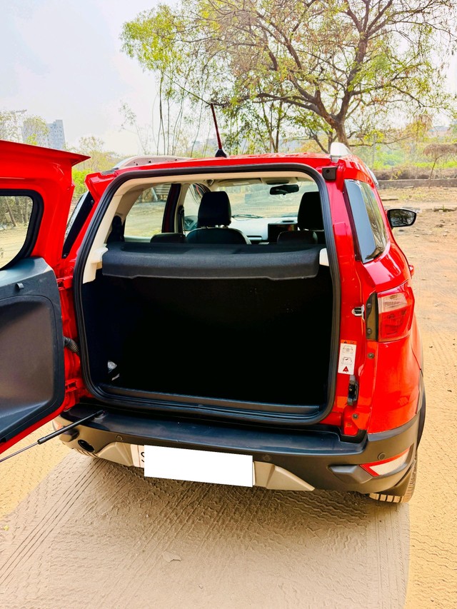 Second-hand 2020 Ford Ecosport 1.5 Diesel Titanium for sale in Hyderabad-12