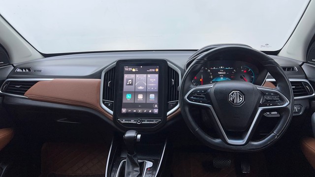 Second-hand 2022 MG Hector Plus 1.5 Turbo Sharp Pro 7 Str BSVI for sale in New Delhi-11