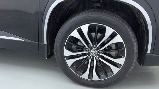 Second-hand 2022 MG Hector Plus 1.5 Turbo Sharp Pro 7 Str BSVI for sale in New Delhi-17