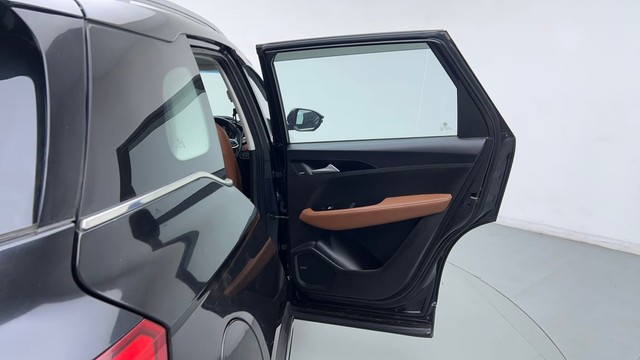 Second-hand 2022 MG Hector Plus 1.5 Turbo Sharp Pro 7 Str BSVI for sale in New Delhi-38