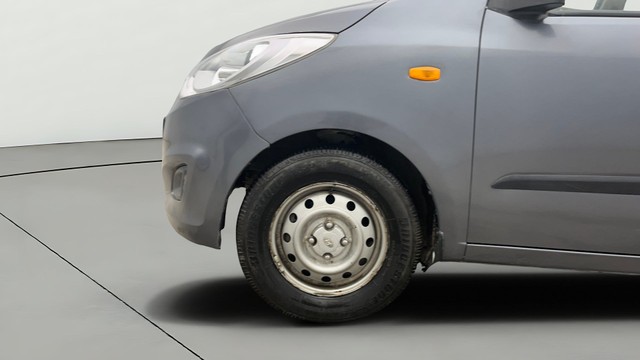 Second-hand 2014 Hyundai i10 Magna 1.1L for sale in Greater Noida-25