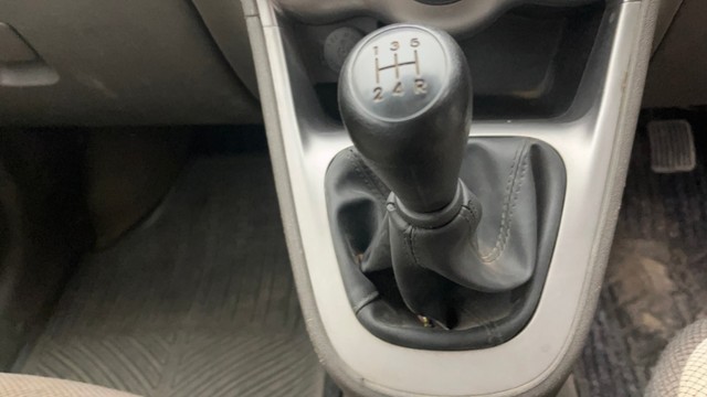 Second-hand 2014 Hyundai i10 Magna 1.1L for sale in Greater Noida-13