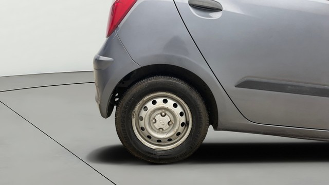 Second-hand 2014 Hyundai i10 Magna 1.1L for sale in Greater Noida-24