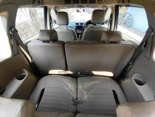 Maruti Suzuki Ertiga BSIV ZXI Plus Second-hand 2017 Maruti Suzuki Ertiga BSIV ZXI Plus for sale in Mira Road-9