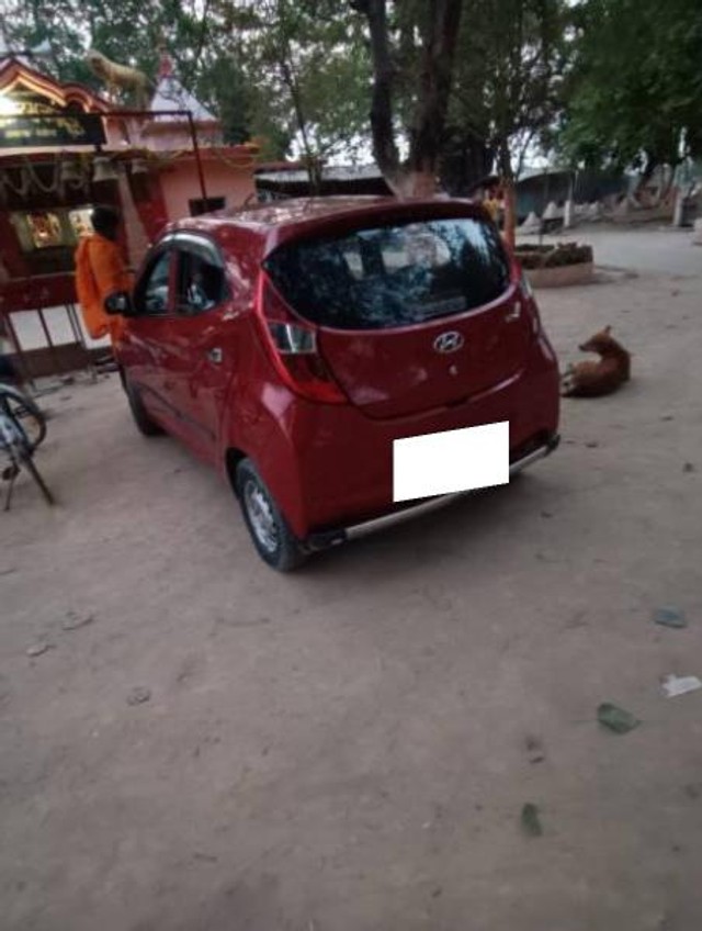 Second-hand 2017 Hyundai EON Era Plus for sale in Deoria-1