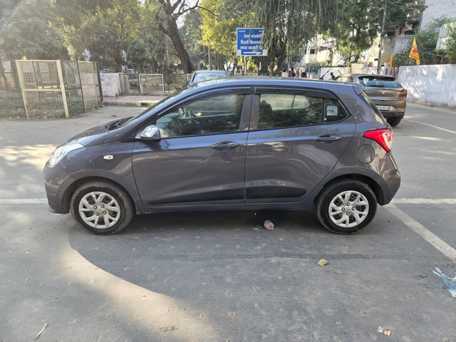 Second-hand 2018 Hyundai Grand i10 1.2 Kappa Magna BSIV for sale in New Delhi-6