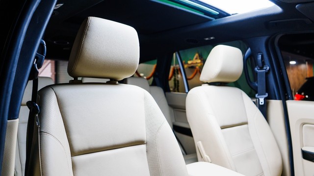 Second-hand 2021 Ford Endeavour Titanium Plus 4X4 AT for sale in New Delhi-11