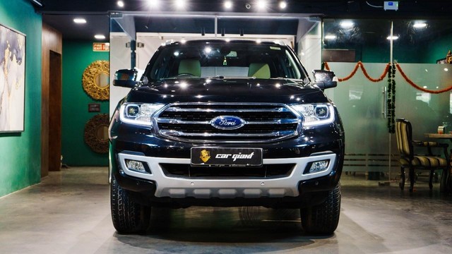 Second-hand 2021 Ford Endeavour Titanium Plus 4X4 AT for sale in New Delhi-5