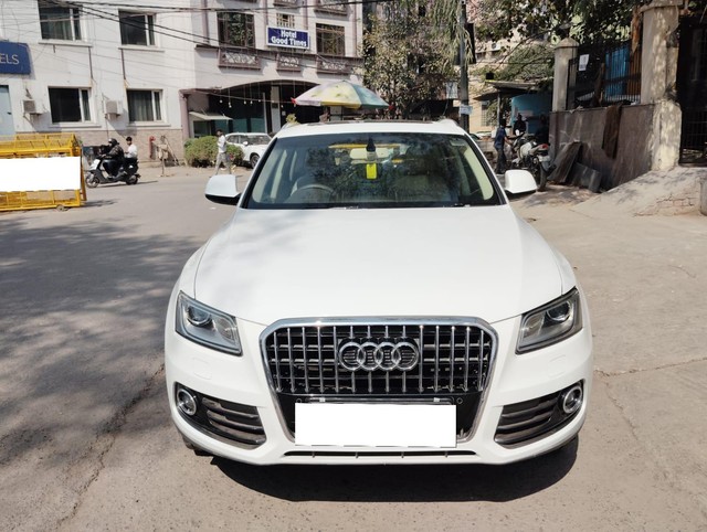 Second-hand 2017 Audi Q5 30 TDI quattro Premium for sale in New Delhi-10