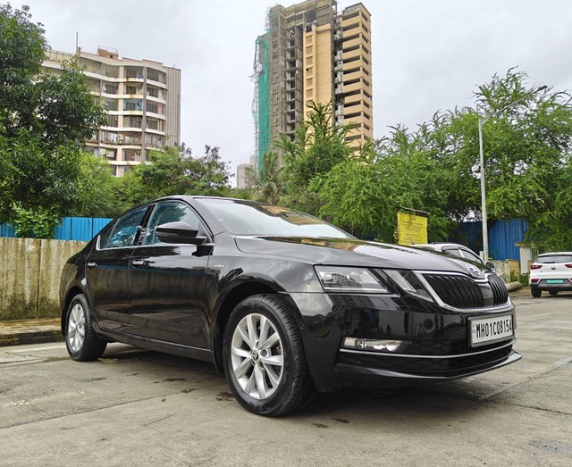 Skoda Octavia 1.8 TSI AT L K Second-hand 2018 Skoda Octavia 1.8 TSI AT L K for sale in Mumbai-11