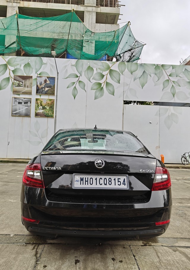 Skoda Octavia 1.8 TSI AT L K Second-hand 2018 Skoda Octavia 1.8 TSI AT L K for sale in Mumbai-2