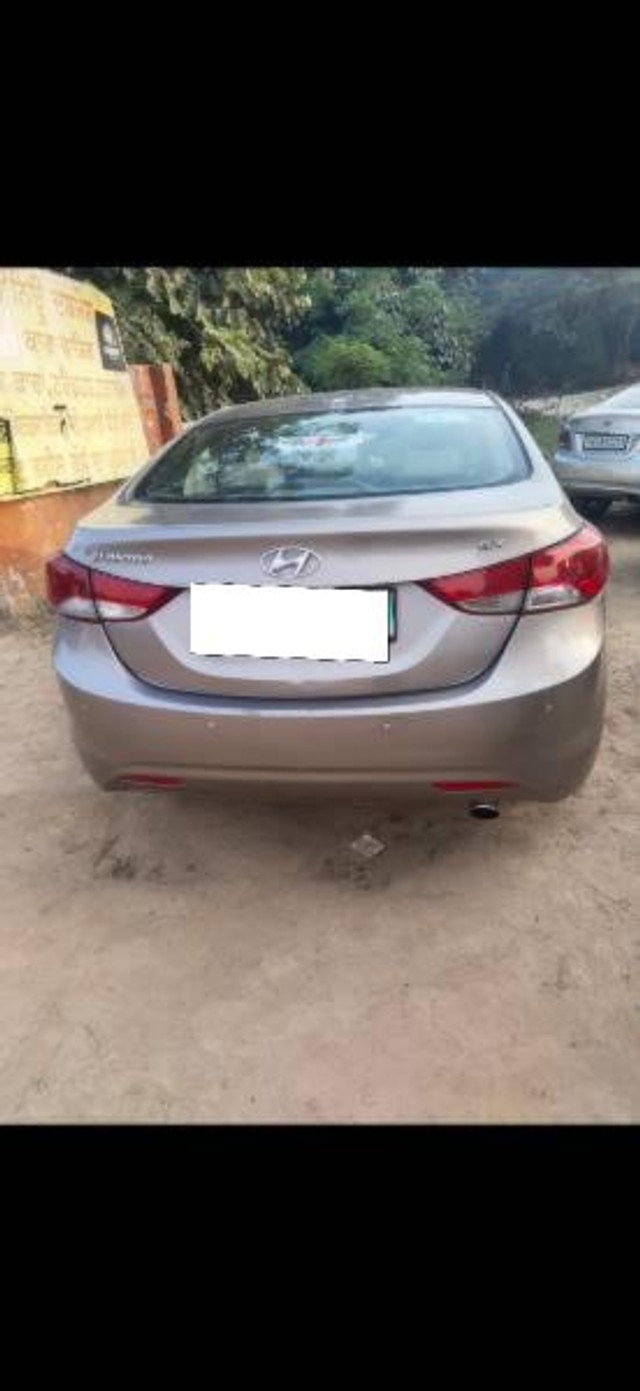 Hyundai Elantra CRDi SX AT Second-hand 2013 Hyundai Elantra CRDi SX AT for sale in Baddi-3